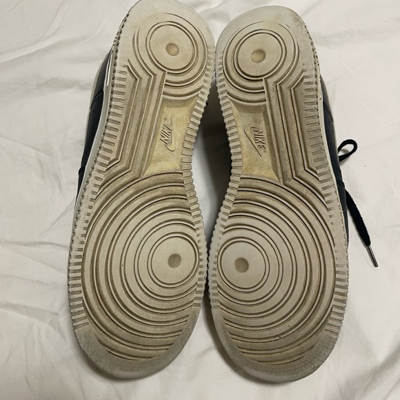 Nike Air Force 1 - Picture 2 of 6